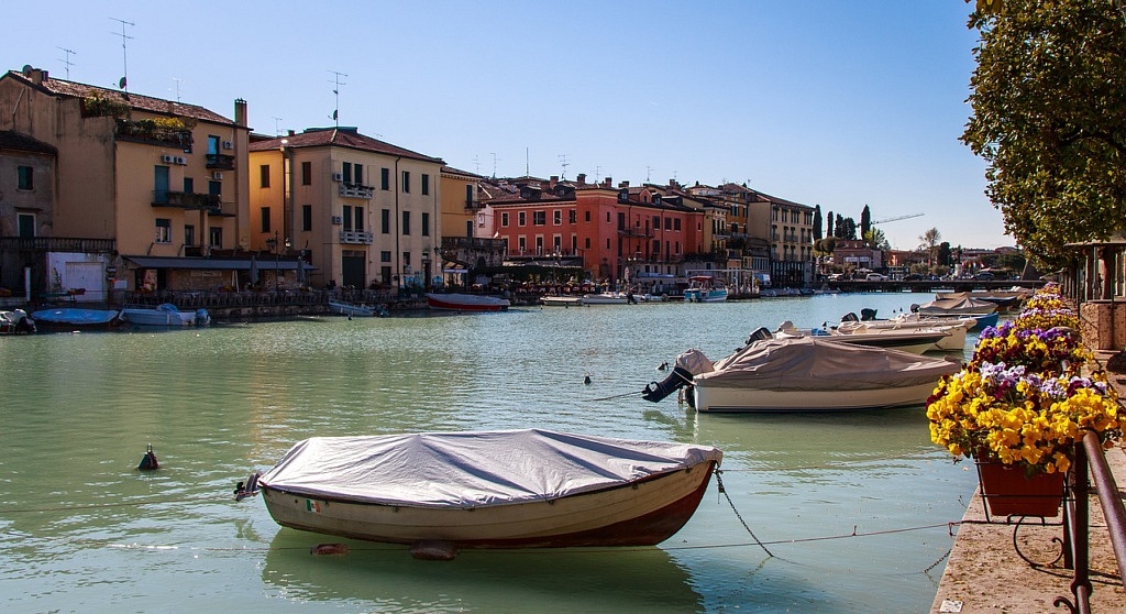 Lago de Garda: relaxar e se divertir em Peschiera del Garda