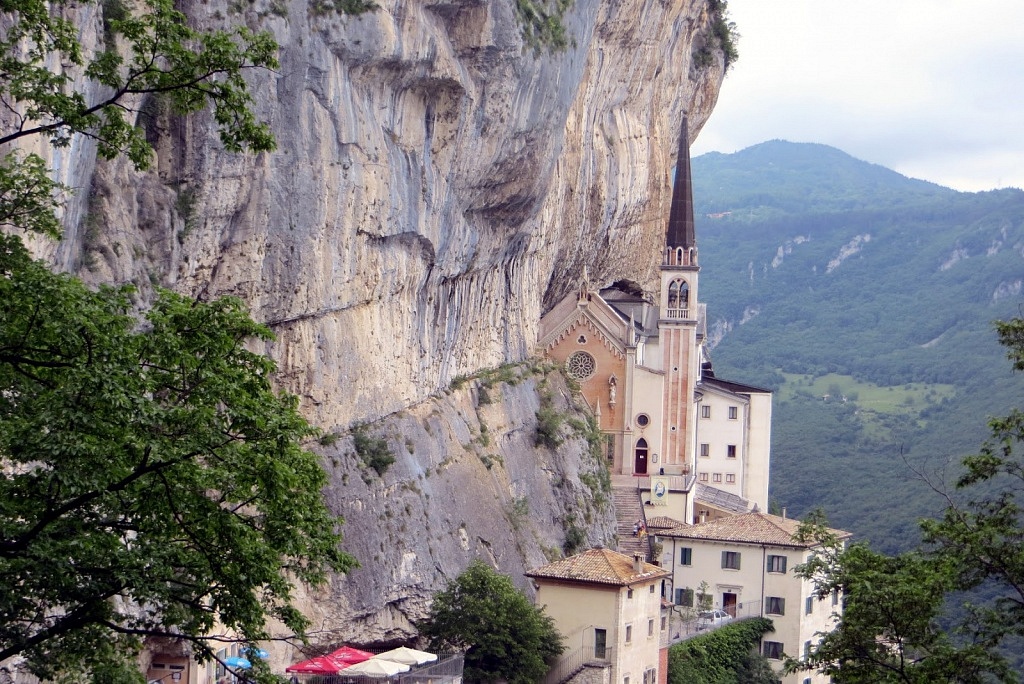 Santuário da Madonna della Corona