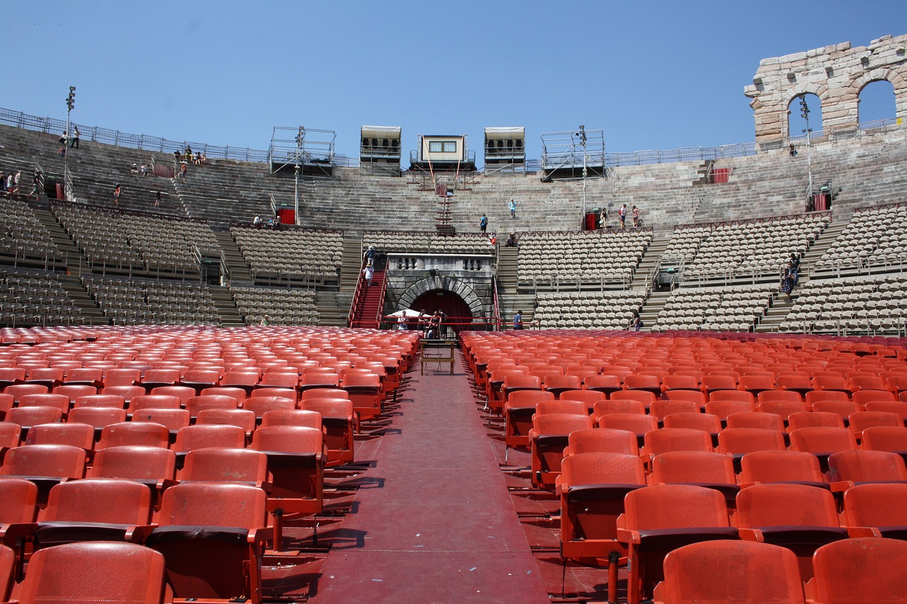 Visita guiada pela Arena de Verona - Reserve em  Brasil