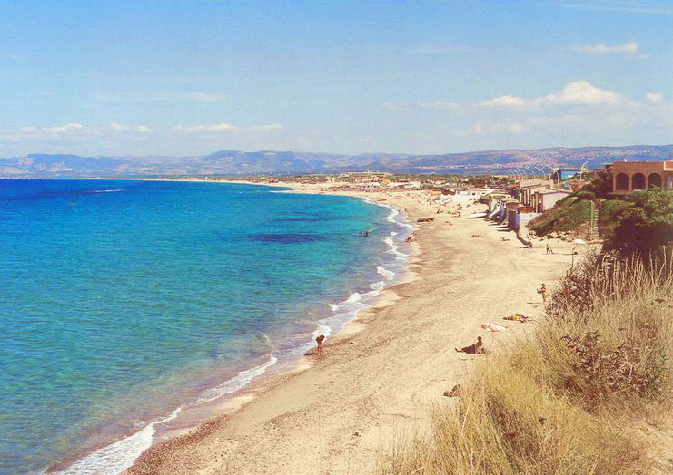 https://tournaitalia.com/wp-content/uploads/2021/08/Beach_of_Platamona_Sardinia.jpg