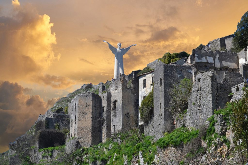 Maratea: conheça as belezas da pequena cidade da Basilicata