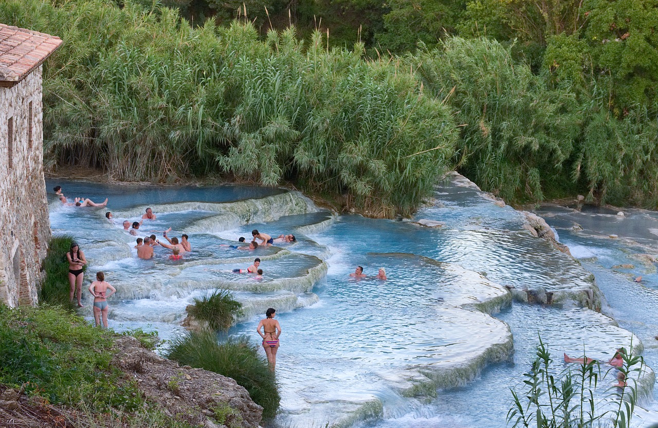 Águas quentes naturais em Minas Gerais - Viajando com Sy