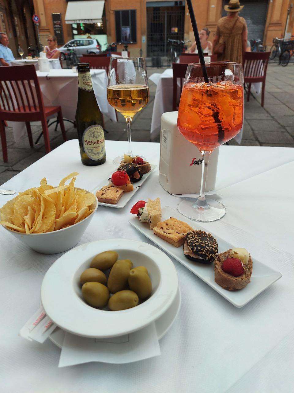 aperitif-5967742_1280