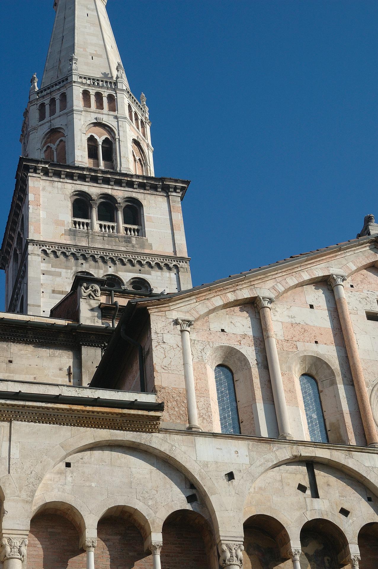 EMILIA ROMGNA MODENA. athedral-of-modena-348487_1920