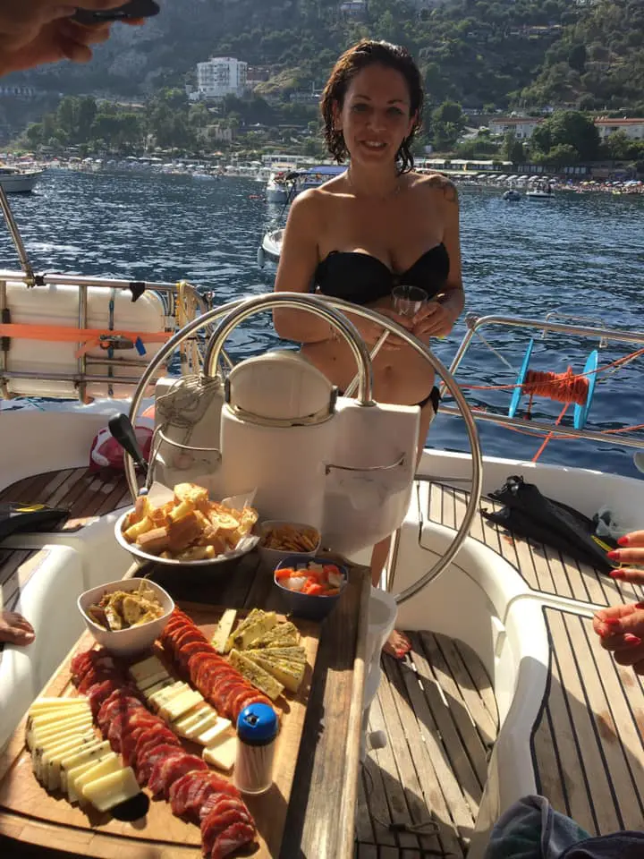 Aperitivo ao por do sol na Baía de Villagonia – privativo